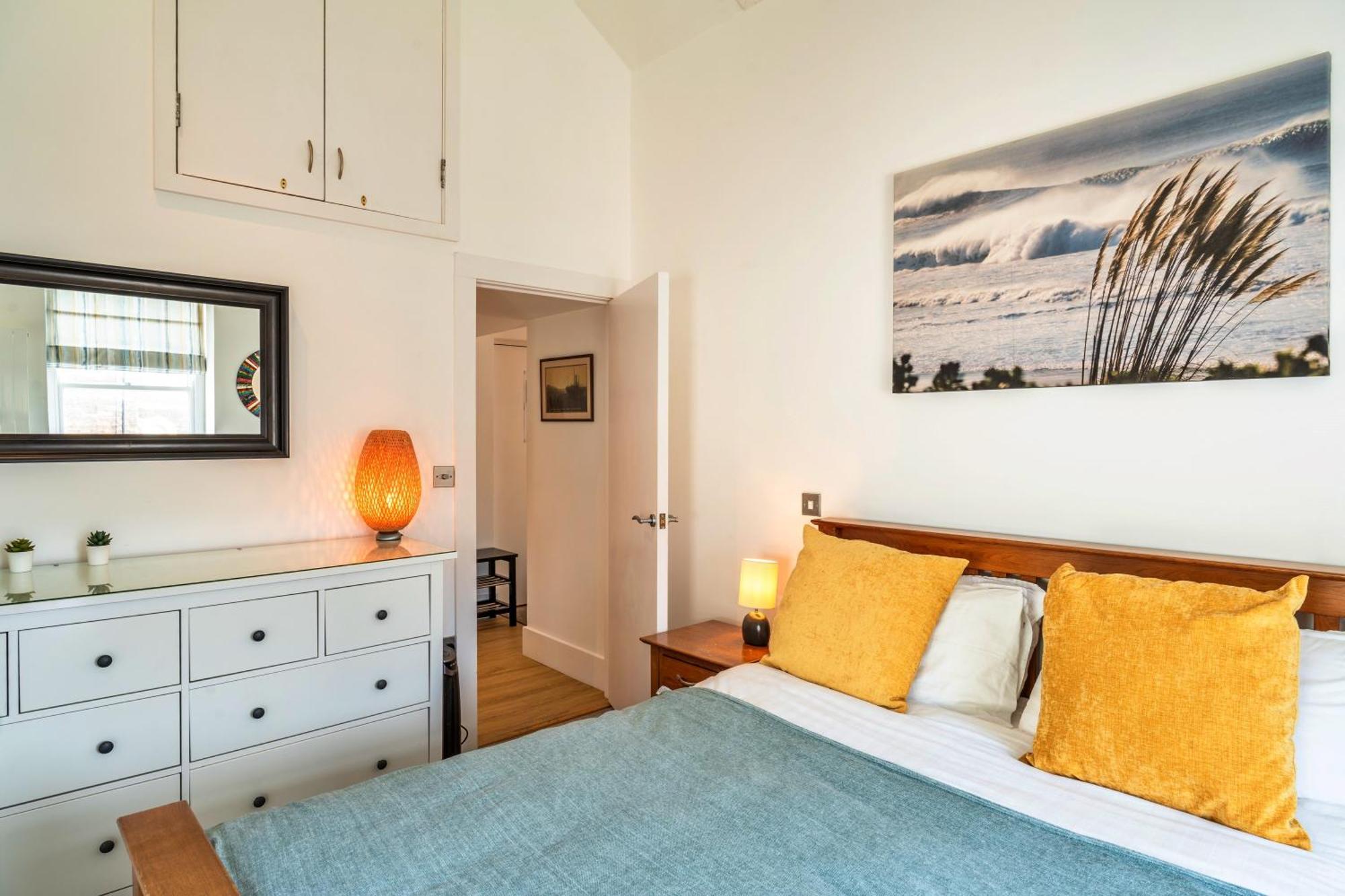Finest Retreats - Ocean Lookout - Luxury Woolacombe Beach Apartment With Sea Views エクステリア 写真